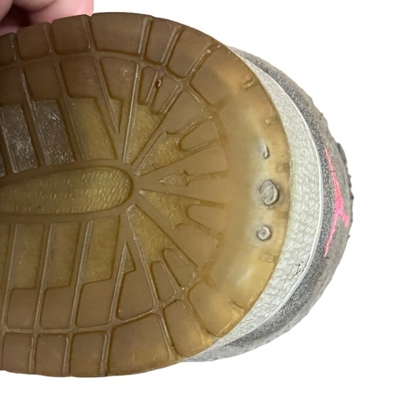 Nike Air Jordan 1 mid gg high top dark grey and hyper pink - Picture 10 of 13